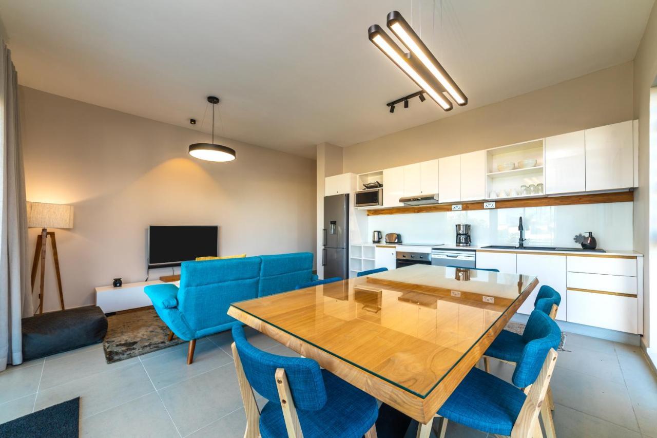 One Bay Residence - Apartment 12 - Apartment In Pereybere Pereybere Beach Bagian luar foto