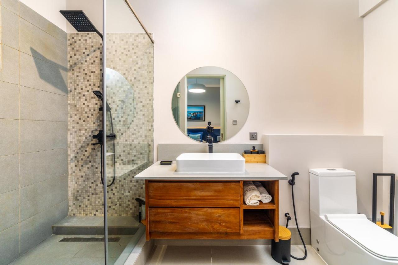 One Bay Residence - Apartment 12 - Apartment In Pereybere Pereybere Beach Bagian luar foto
