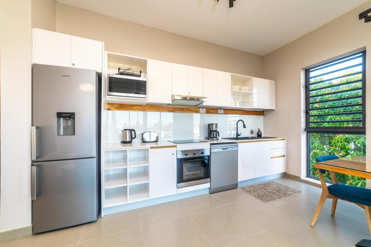 One Bay Residence - Apartment 12 - Apartment In Pereybere Pereybere Beach Bagian luar foto